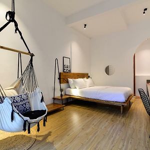 Leaf Signature Hotel - La Group